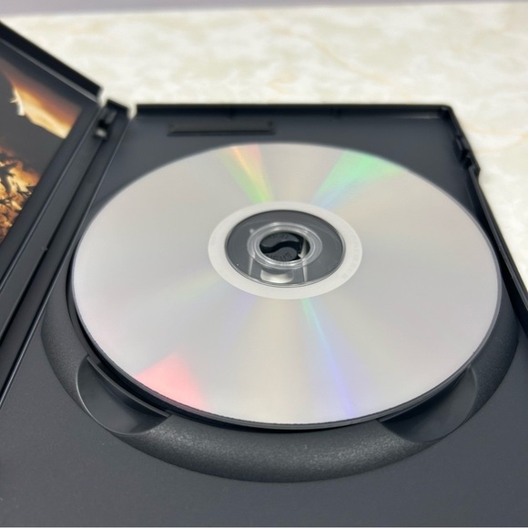 Batman Begins DVD - Picture 4 of 4